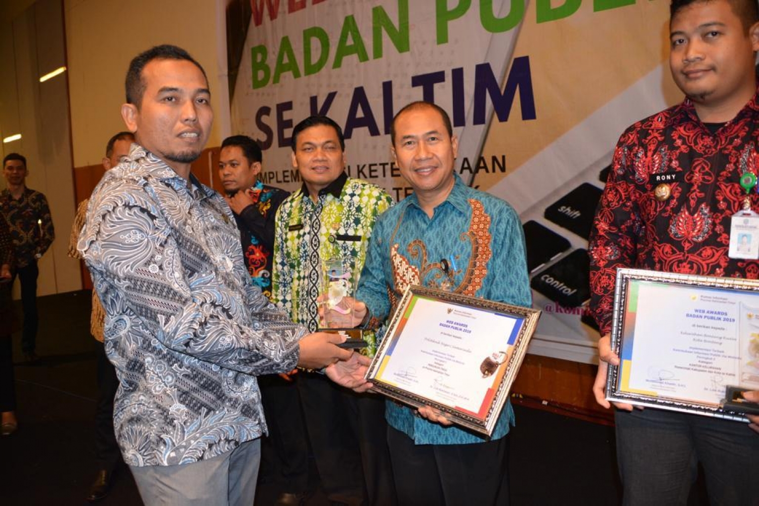 Lagi, POLNES Raih Penghargaan WEBSITE AWARDS dari Komisi Informasi 2019