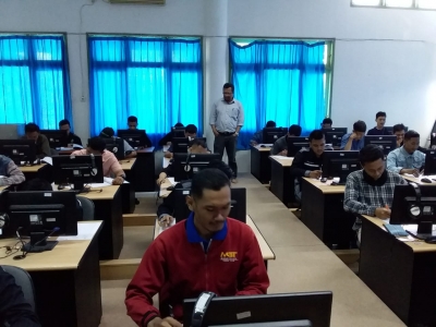 TINGKATKAN DAYA SAING: POLNES GELAR TES KOMPETENSI ( TOEFL ) BAHASA INGGRIS BAGI SEMUA MAHASISMA TAHUN 2019